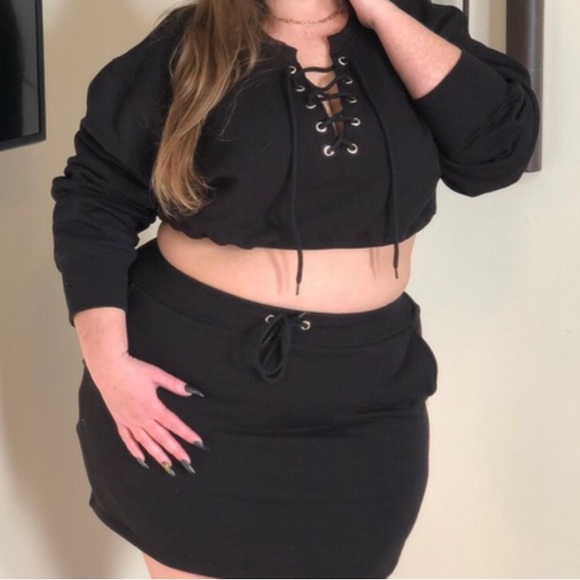 Black 2 piece crop top and skirt sweater set XL - Picture 4 of 8
